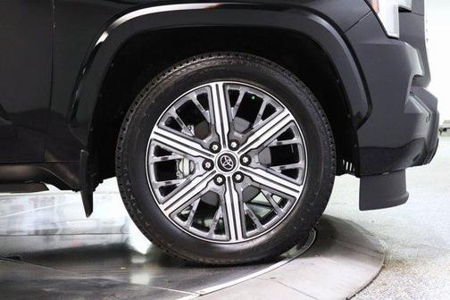 2023 Toyota Sequoia Capstone