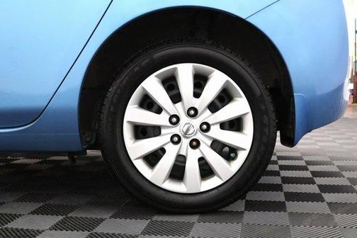 2013 Nissan Leaf S