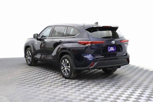 2020 Toyota Highlander Hybrid XLE
