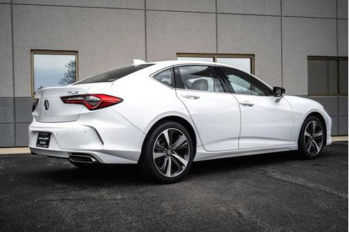 2025 Acura TLX Technology