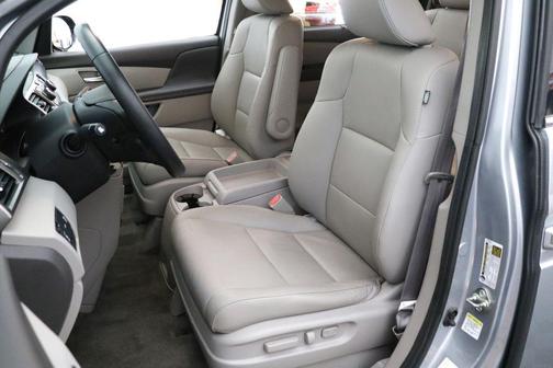 Modern Steel Metallic 2016 Honda Odyssey Touring