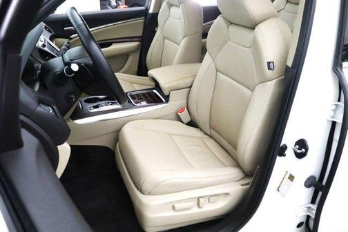 White Diamond Pearl 2017 Acura MDX 3.5L w/Technology Package