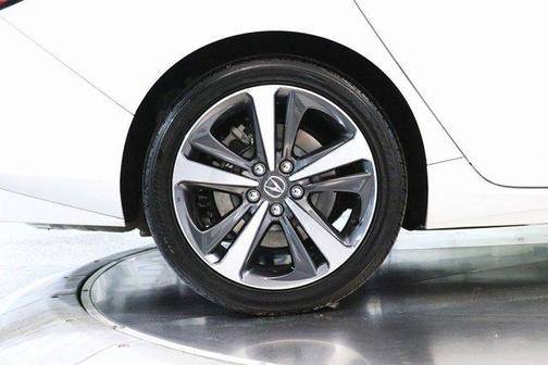 2025 Acura TLX Technology