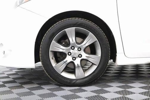 2015 Toyota Sienna SE