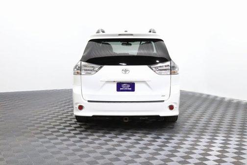 2015 Toyota Sienna SE