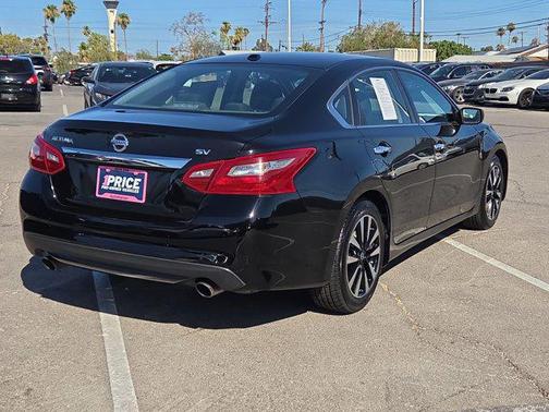 Super Black 2018 Nissan Altima 2.5 SV