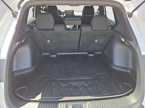 Platinum White Pearl 2025 Honda HR-V 2WD Sport