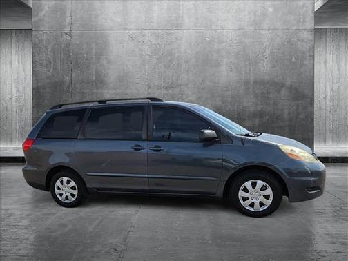 2006 Toyota Sienna LE