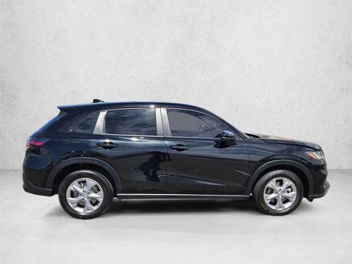 Crystal Black Pearl 2024 Honda HR-V LX