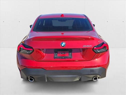 2025 BMW 230 i