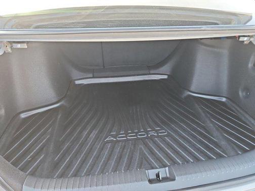 Urban Gray Pearl 2025 Honda Accord SE