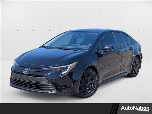 2025 Toyota Corolla Hybrid LE