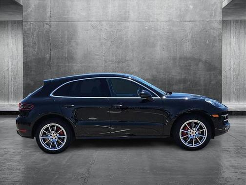 2015 Porsche Macan Turbo