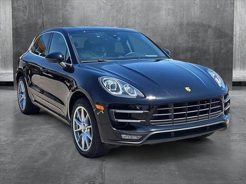 2015 Porsche Macan Turbo