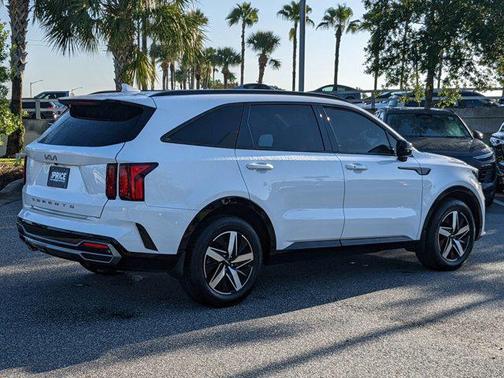 2022 Kia Sorento EX