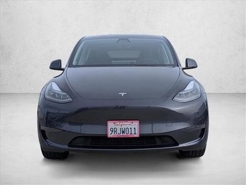 2025 Tesla Model Y Long Range Dual Motor Rear-Wheel Drive