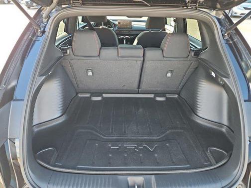 Crystal Black Pearl 2025 Honda HR-V AWD Sport