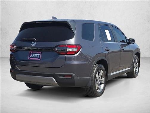 Modern Steel Metallic 2024 Honda Pilot EX-L