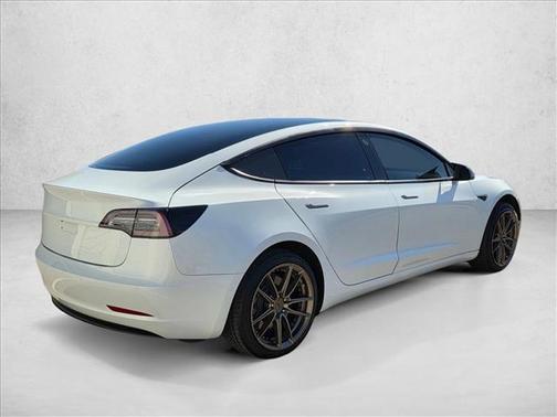 2020 Tesla Model 3 Standard Range Plus