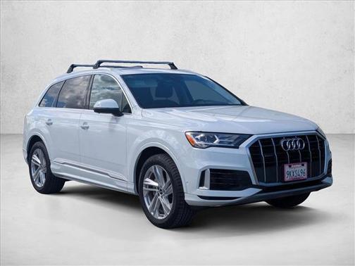 Carrara White 2021 Audi Q7 55 Premium Plus