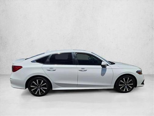 Platinum White Pearl 2022 Honda Civic EX
