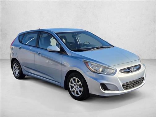 2013 Hyundai Accent GS
