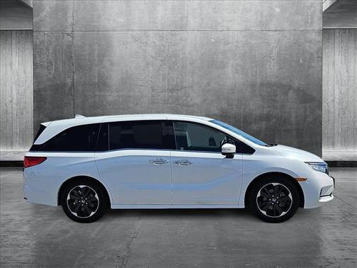 2022 Honda Odyssey Elite