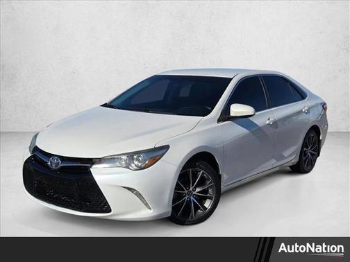 2016 Toyota Camry XSE