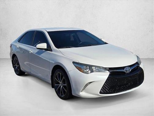 2016 Toyota Camry XSE