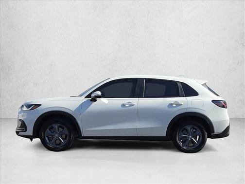 Platinum White Pearl 2027 Honda HR-V LX