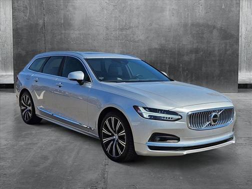 2021 Volvo V90 T6 Inscription