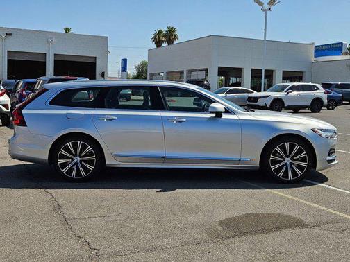 2021 Volvo V90 T6 Inscription