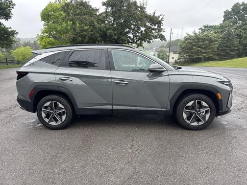 Gray 2026 Hyundai TUCSON SEL Premium