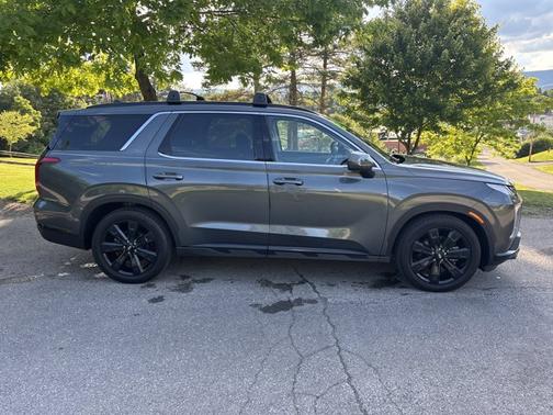 Gray 2023 Hyundai PALISADE XRT