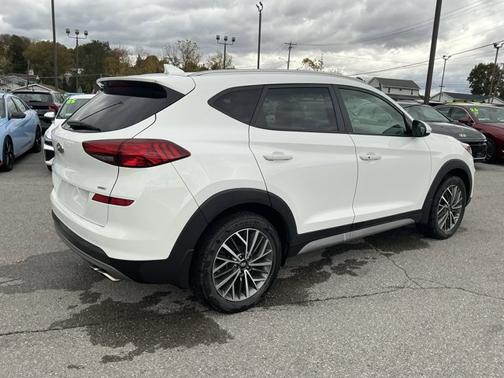 2021 Hyundai TUCSON SEL