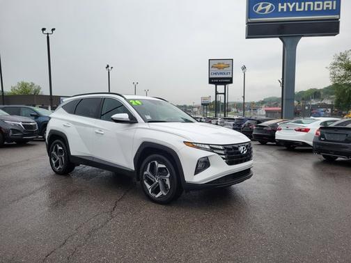 White 2024 Hyundai TUCSON SEL