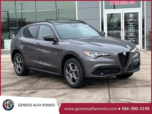 2025 Alfa Romeo Stelvio Sprint AWD