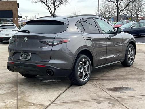 2025 Alfa Romeo Stelvio Sprint AWD