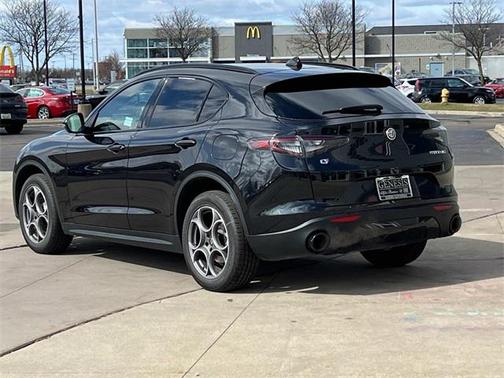 2025 Alfa Romeo Stelvio Sprint AWD