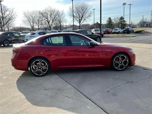 2022 Alfa Romeo Giulia Veloce