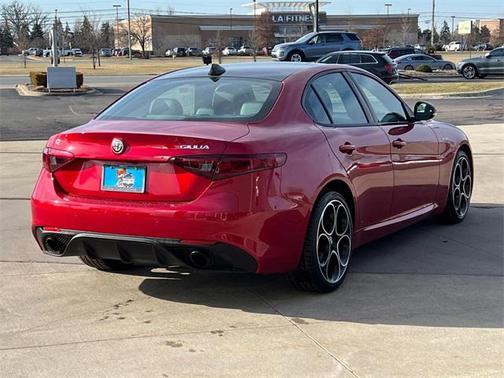 2022 Alfa Romeo Giulia Veloce