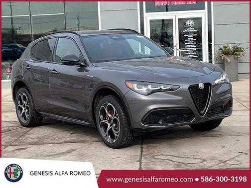 2025 Alfa Romeo Stelvio Sprint AWD