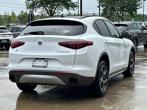 2023 Alfa Romeo Stelvio Ti