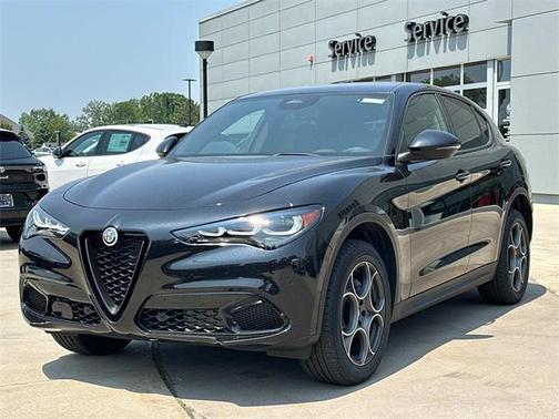 2025 Alfa Romeo Stelvio Sprint AWD