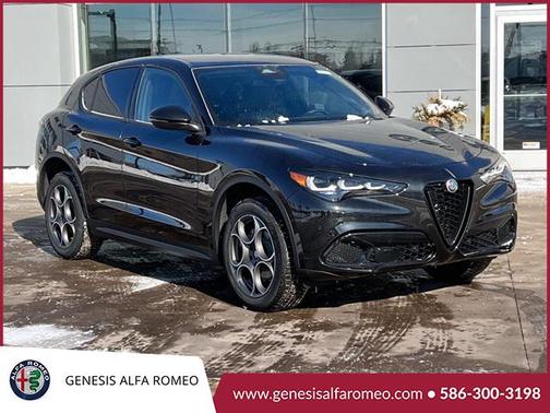 2025 Alfa Romeo Stelvio Sprint AWD