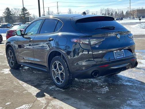 2025 Alfa Romeo Stelvio Sprint AWD