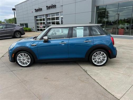 2022 MINI Hardtop Cooper S