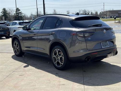 2025 Alfa Romeo Stelvio Sprint AWD