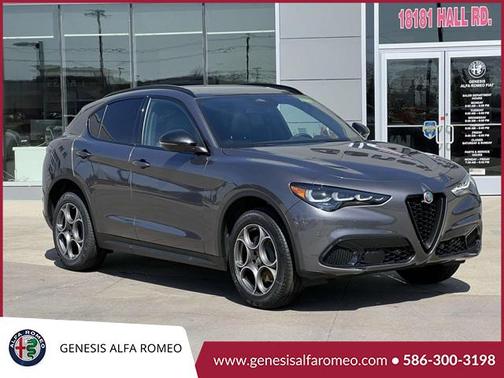 2025 Alfa Romeo Stelvio Sprint AWD