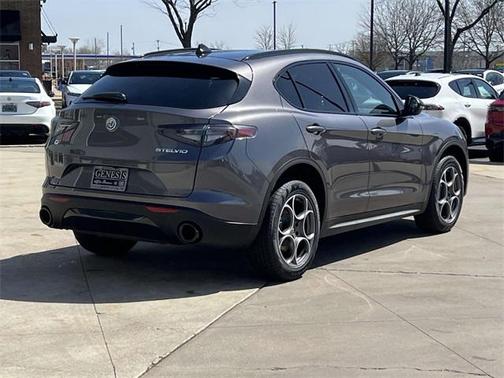 2025 Alfa Romeo Stelvio Sprint AWD